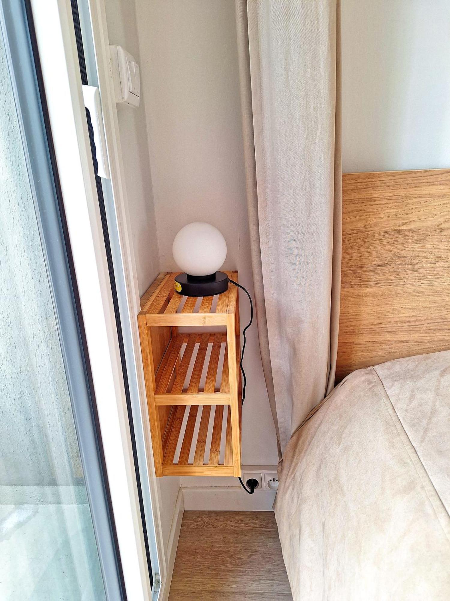 Chic Parisian Studio Retreat Bright Spacious And Secure Parking Ngoại thất bức ảnh